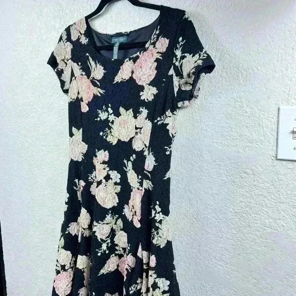 Lauren Ralph Lauren Lace Floral Overlay Midi Dress - Size PM - Picture 2 of 6